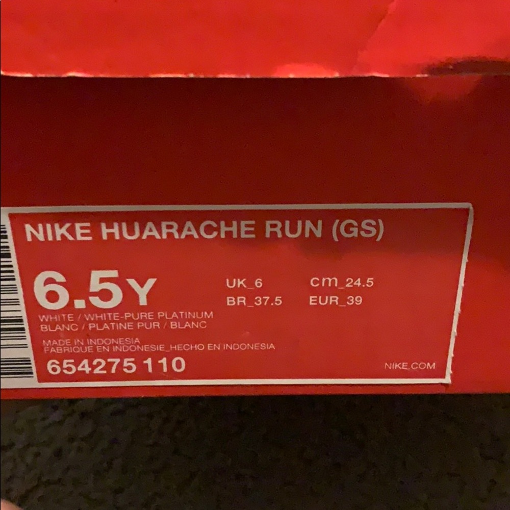 All white Huarache run